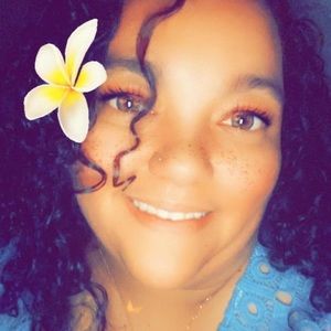 Meet your Posher, Yarelis